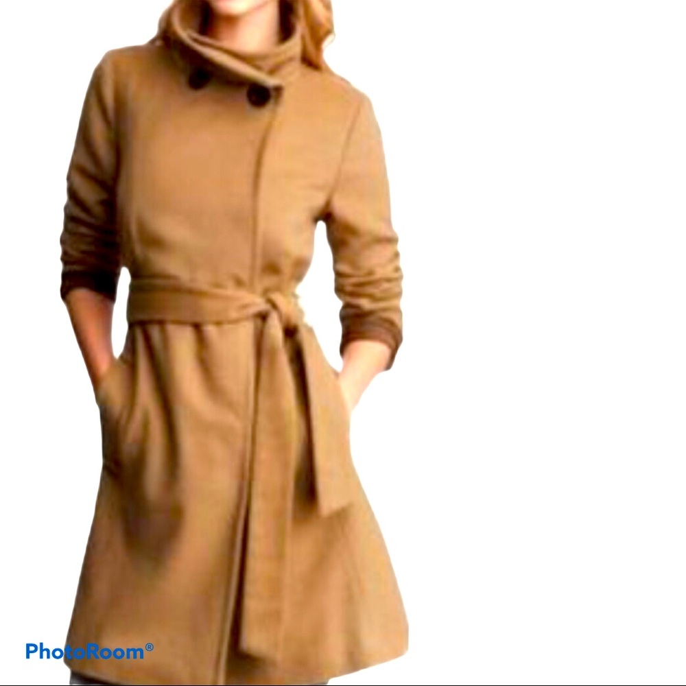 GAP Camel Belted Funnel Neck Wool Coat Size Medium